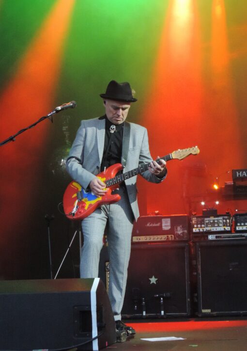Andrew Innes/ Primal Scream